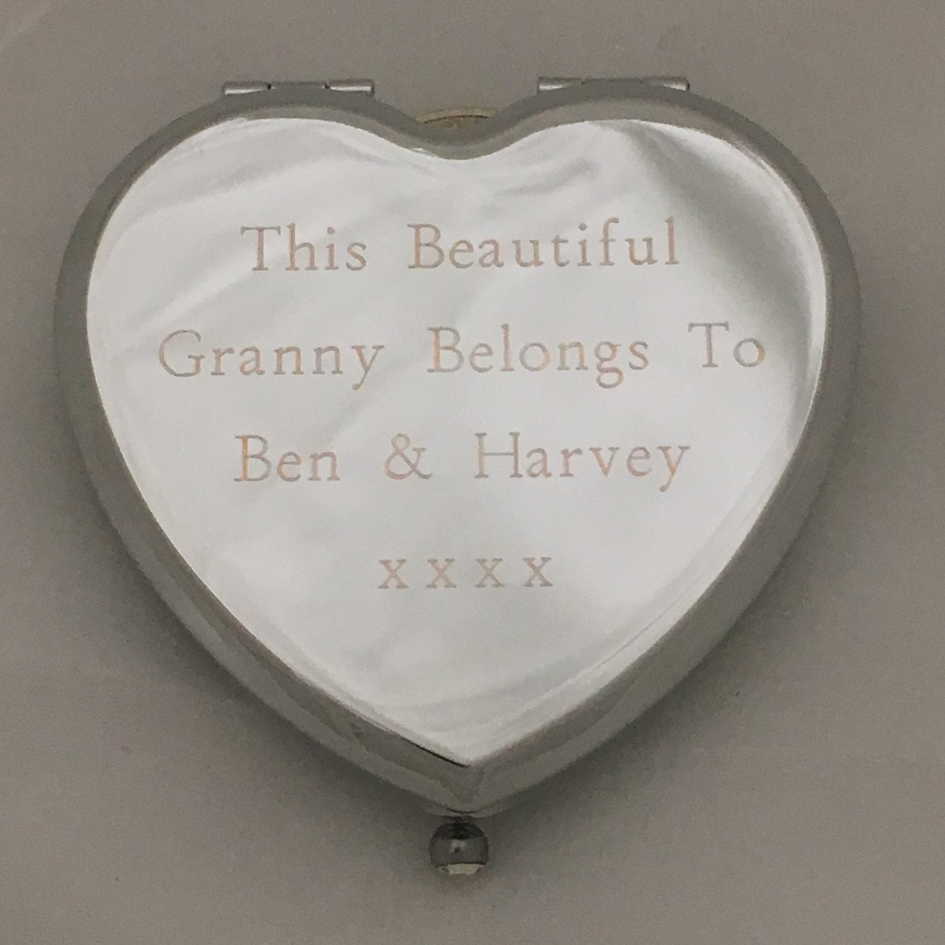 Harvey’s Heart Mirror Compact offers