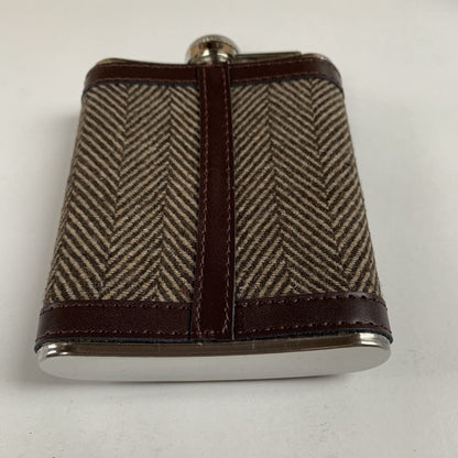 Tweed Herringbone Clad 6oz Hip Flask with Leather trim Engraved with message