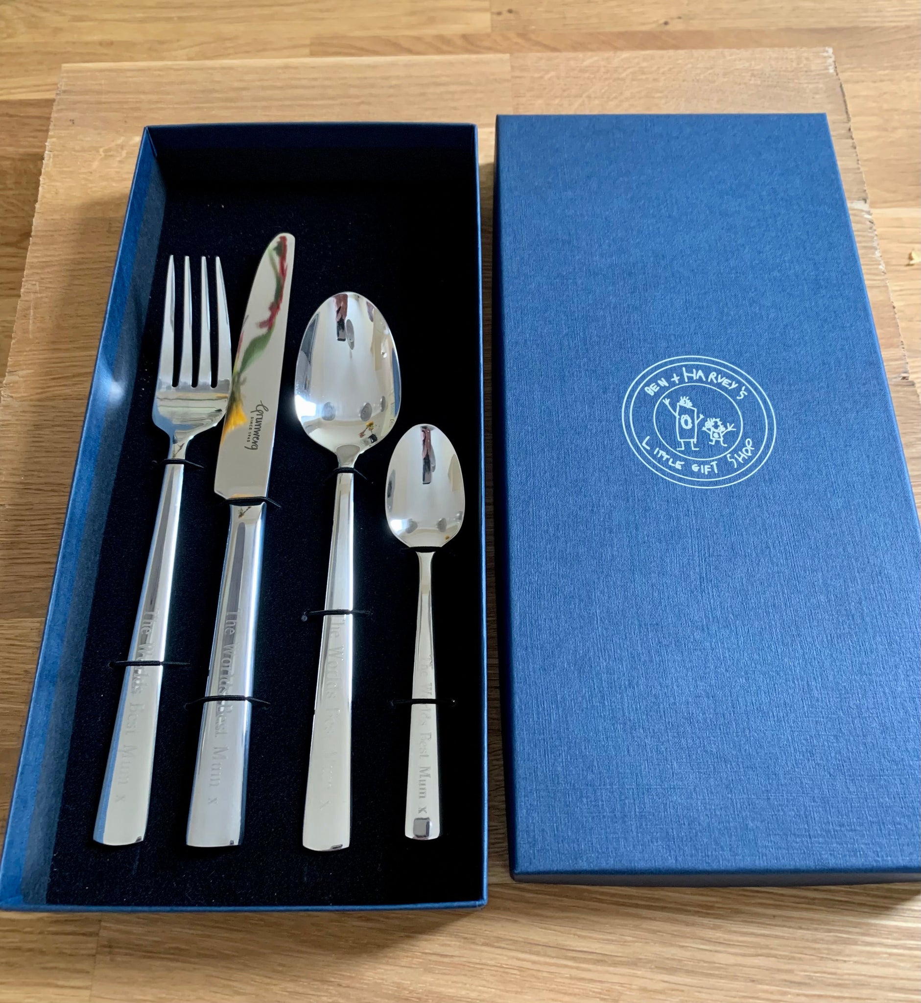 Viners Personalised Engraved Adults 4 Piece Cutlery Set With Bespoke Presentation Box