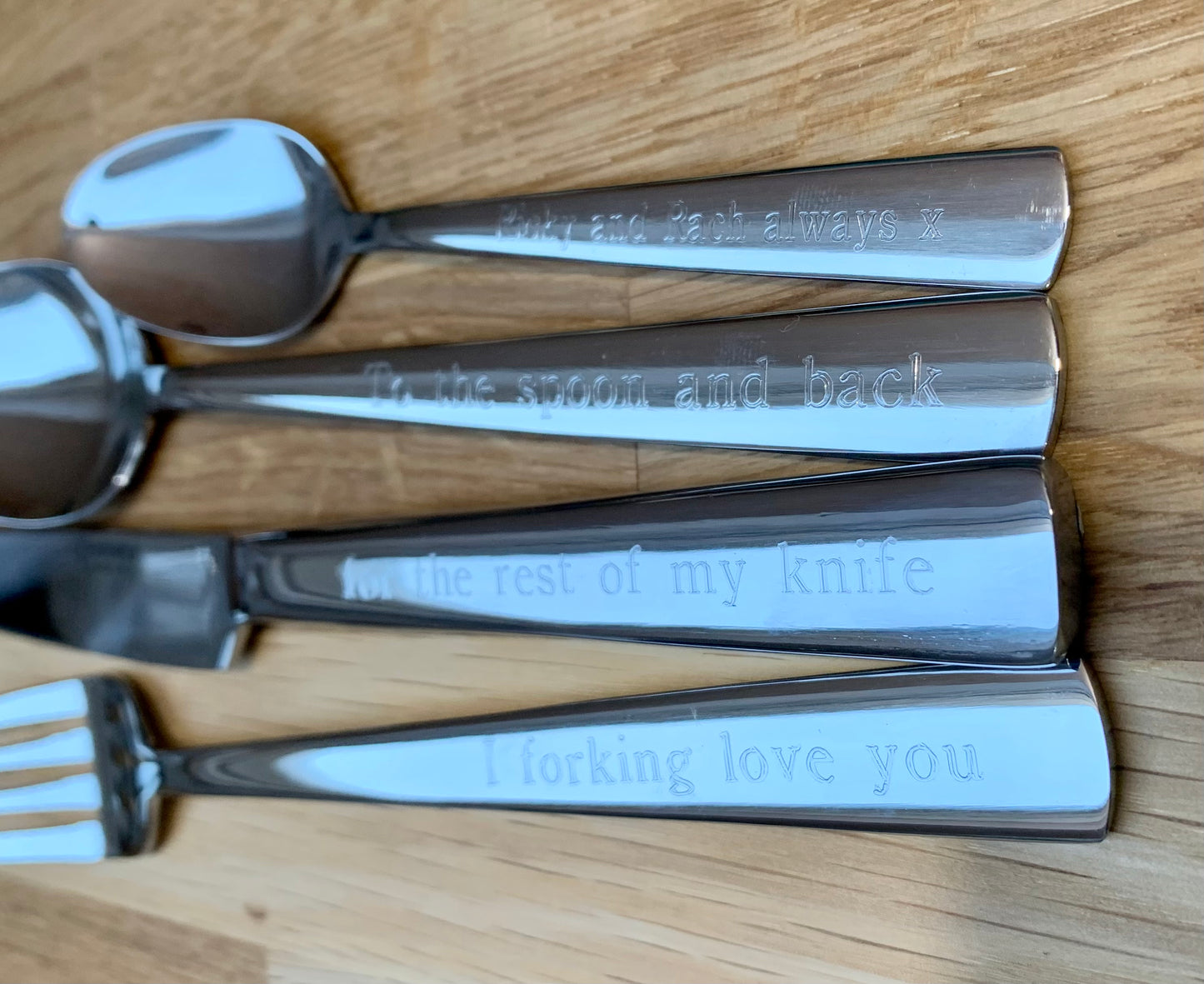 Personalised Engraved Adult Cutlery Set 18/10 Stainless Steel Anniversary Birthday Christmas Retirement Gift As Used By Vernon Kay